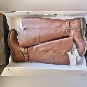 G by Guess boots for winter. EUC!